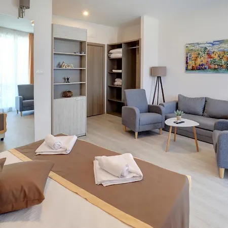 Eco Complex Near Varna منتجع